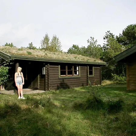 Two-bedroom Holiday In 21 Hébergement de vacances *